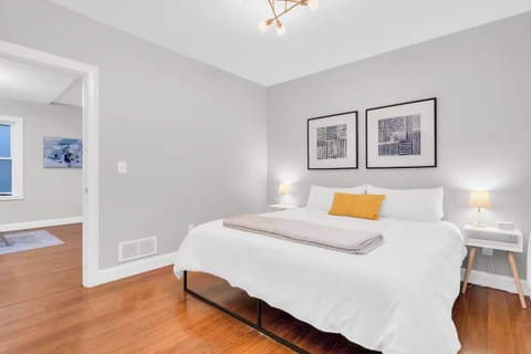 Brand new king size bed