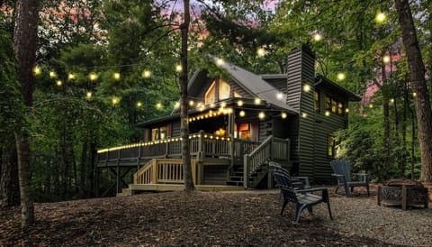 Exterior Seating, Firepit & Lighting 
