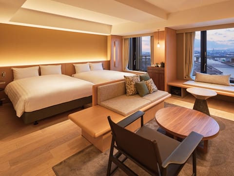 Waterfront Premier Suite, Non Smoking | In-room safe, WiFi (free), bed sheets