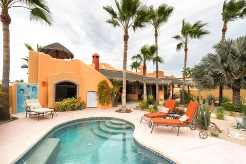 This fully enclosed property is a gem!