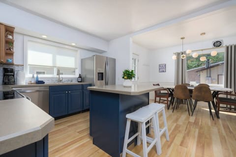 This kitchen has all the comforts of home - from baking sheets to crock pot and everything in between.