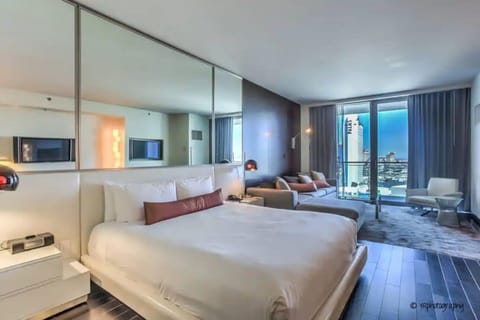 Condo, 1 Bedroom (158732) | 1 bedroom, individually decorated, individually furnished, free WiFi
