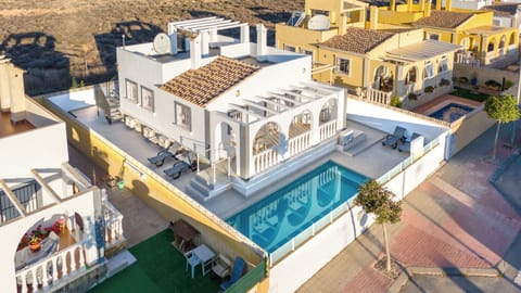Villa | Exterior