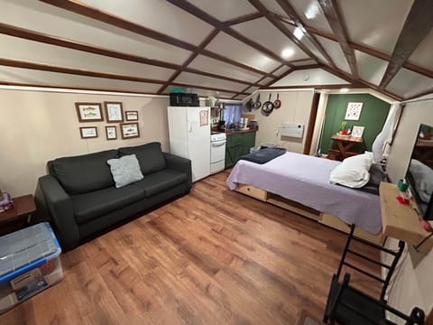Cabin 4 Wideshot
