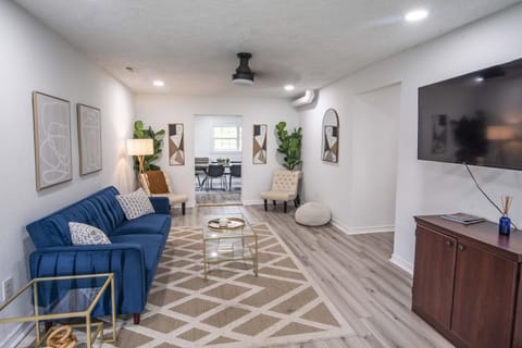 Shea's Chalet - Cozy home in Monteagle, TN (2206)