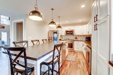 Large, spacious eat-in kitchen.  