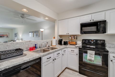 Kitchen with bar seating