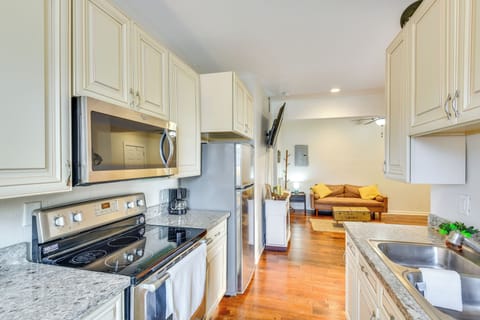 Apartment (2 Bedrooms) | Front of property