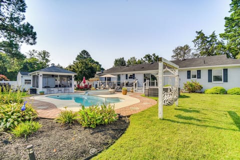 Portsmouth Vacation Rental | 3BR | 2.5BA | 2,500 Sq Ft | 4 Steps Required