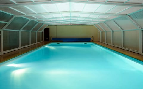 Enjoy the excellent on-site amenities including the beautiful indoor pool!