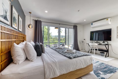 House, Garden View | 4 bedrooms, in-room safe, desk, laptop workspace