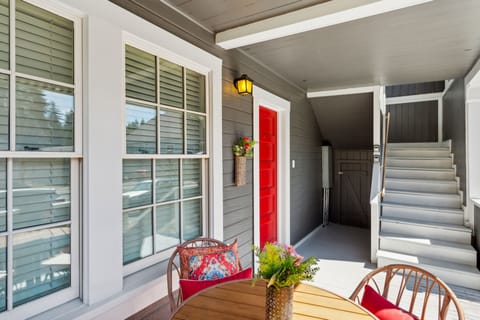 House, 2 Bedrooms | Outdoor dining