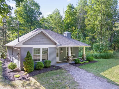 Welcome to Blue Bear Cottage