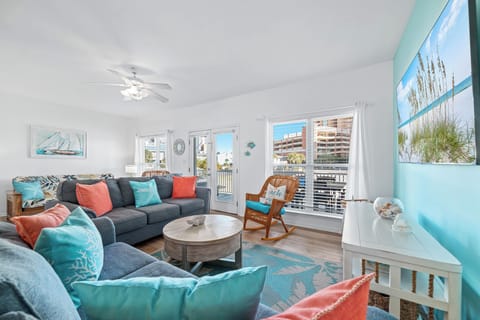  Extra large comfortable living area with large private deck. 60 inch TV