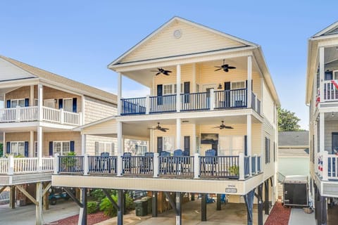 Spacious balcony retreat with ocean views and coastal charm
