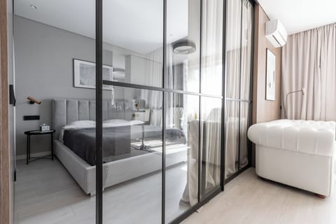 Luxury Apartment, Park View | 1 bedroom, iron/ironing board, WiFi (free)