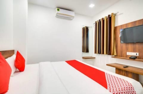 Deluxe Room | Laptop workspace, WiFi (free)