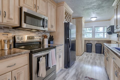 Convenient kitchen room