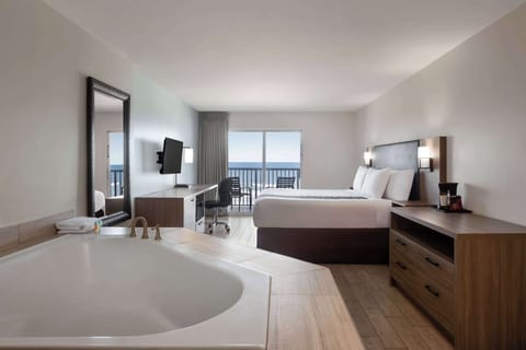 Room, 1 King Bed, Non Smoking, Oceanfront (Jetted Tub) | Jetted tub