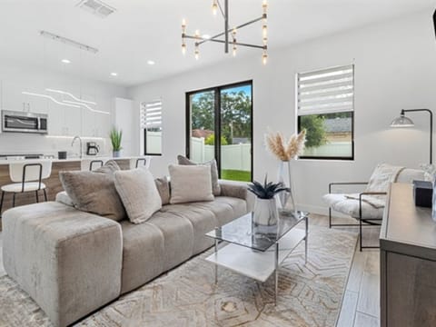 You'll love how clean these units are maintained! 