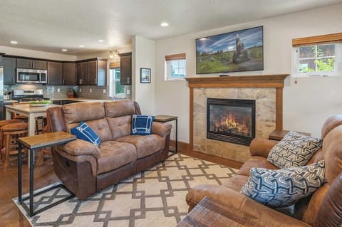 Welcome to 236 Pomrankey! Spacious bungalow in Dover Bay