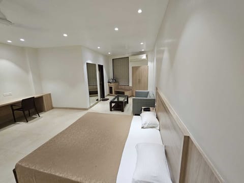 Deluxe Room | Free WiFi