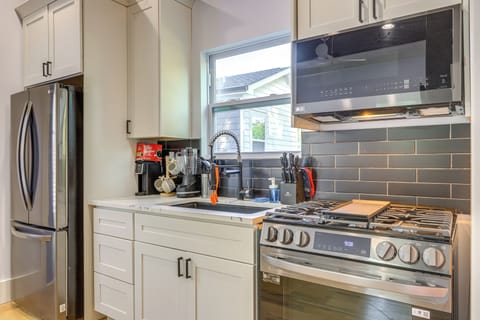 Apartment (0 Bedroom) | Interior