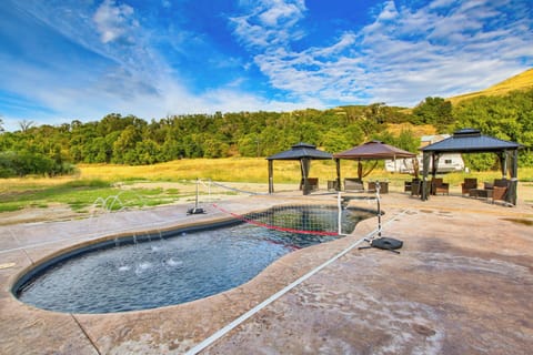 Preston Vacation Rental | 1BR | 1BA | Steps Required | 600 Sq Ft