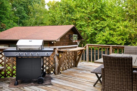 rear deck with gas grill