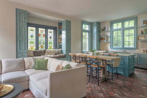 Lower Main level common space