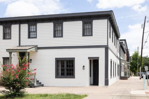 Exterior View | Charming Townhome Building | Near Forsyth Park
Entrance | Second Floor Access | Stair Entry Required