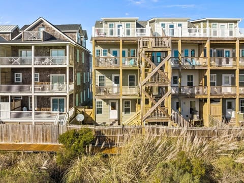 Condo, 4 Bedrooms | Exterior