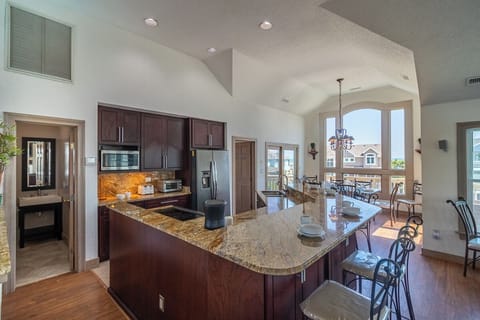 Top Level Kitchen
