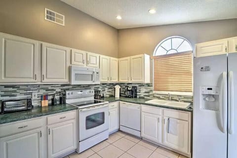 Villa, Multiple Beds, Pool Access, Pool View (4 Bed Villa in Kissimmee, Orlando) | Private kitchen | Fridge, microwave, oven, stovetop