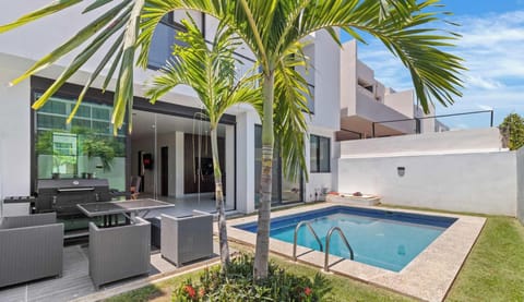 Private Pool Area with Grill