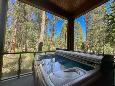 Condo, 4 Bedrooms | View from property