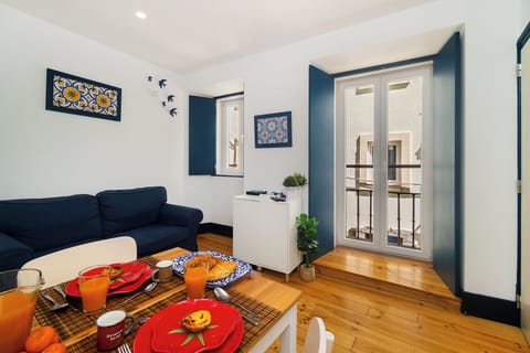 Studio | Living area