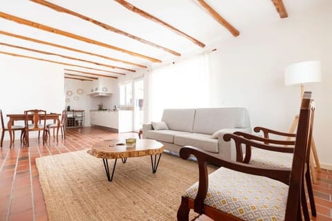 House, 2 Bedrooms | Living area