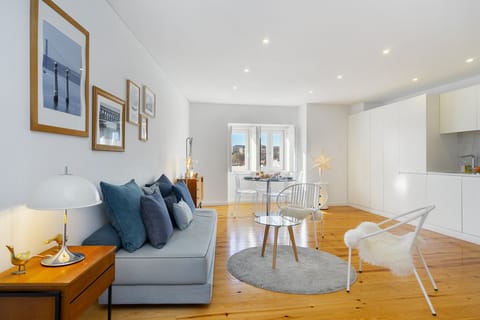 Apartment, 1 Bedroom | Living area
