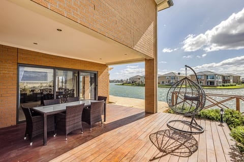Sundeck