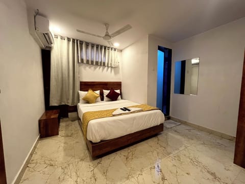 Deluxe Double Room | Soundproofing
