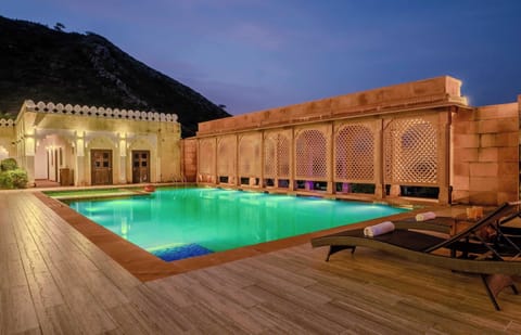 Seasonal outdoor pool
