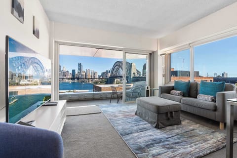 Large windows to see the stunning views.