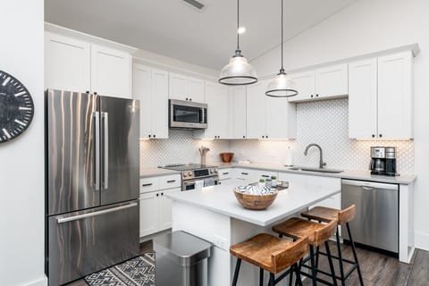 Kitchen with Island Seating