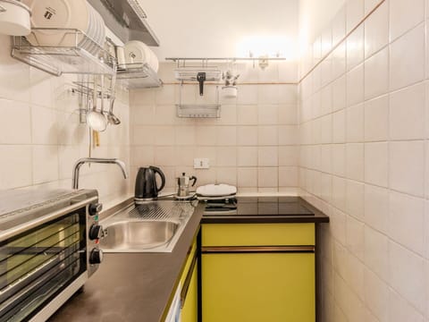 Cabinetry, Tap, Building, Sink, Kitchen Sink, Interior Design, Floor, Flooring, Kitchen