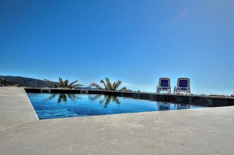 Pool 1