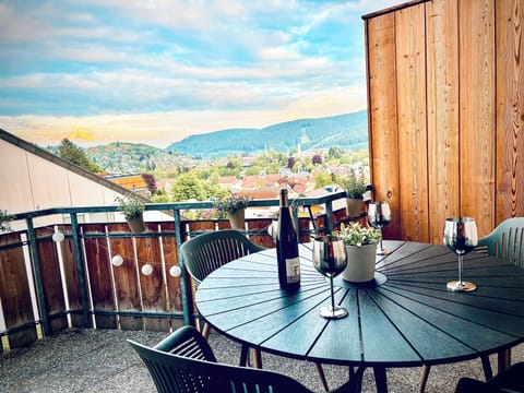 Big balcony with forest view and direct view on Hochfirst Ski Jump