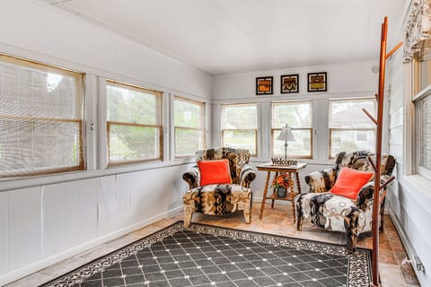 House (1 Bedroom) | Interior