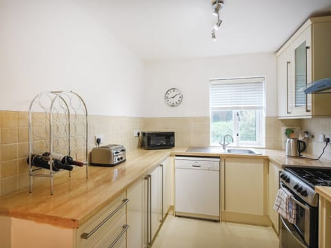 Kitchen | Mill Cottage, Aberdyfi