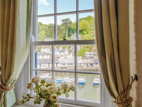View | Charlie Wilcox Cottage, Polperro